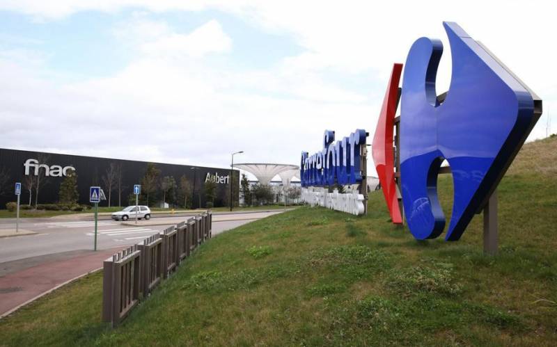 Le Carrefour de Chambourcy est entré dans l'univers des Cats